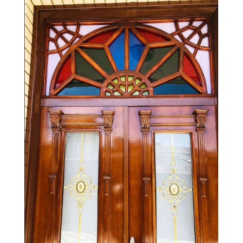 کتیبه چوبی سنتی بالای در