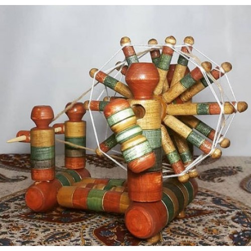 چرخ نخ ریسی چوبی قدیمی