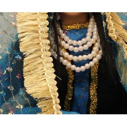عروسک زن محلی 47