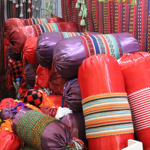 بالش سنتی رنگی